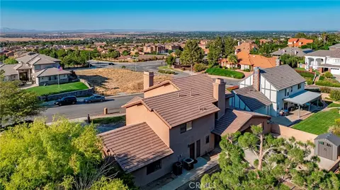 View/Area - 6716 Granada Dr, Palmdale, CA 93551 photo 3 of 6