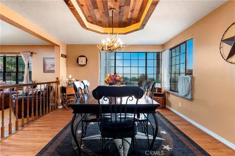 Dining - 6716 Granada Dr, Palmdale, CA 93551 photo 1 of 3