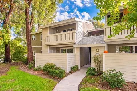 27668 Haskell Canyon Rd, Saugus, CA 91350