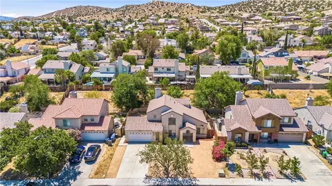 1524 Bengal Ct, Palmdale, CA 93551