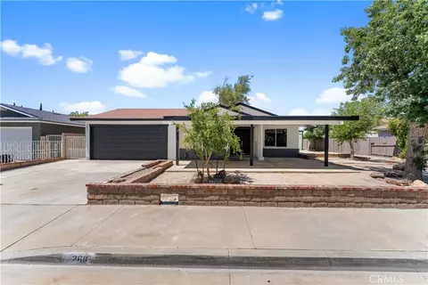 2611 W Avenue K6, Lancaster, CA 93536