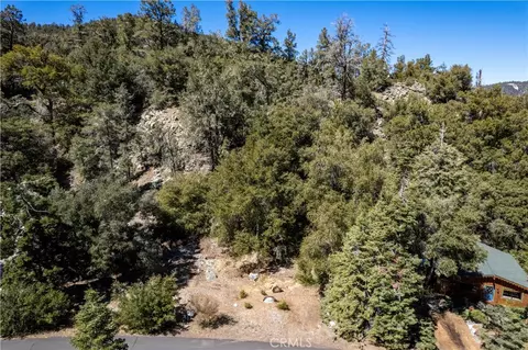 1301 Bernina Dr, Pine Mountain Club, CA 93222