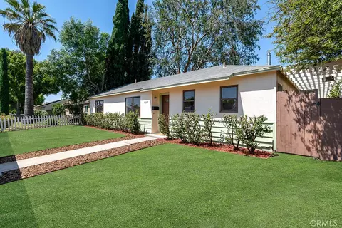 8207 White Oak Ave, Reseda, CA 91335
