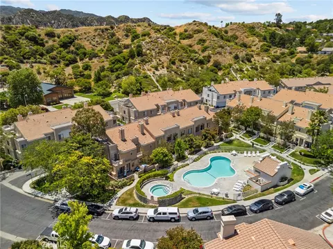 25511 Schubert Cir #142 B, Stevenson Ranch, CA 91381