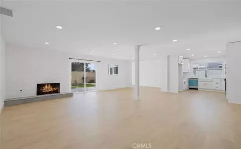 Living - 2886 Galena Ave, Simi Valley, CA 93065 photo 3 of 7