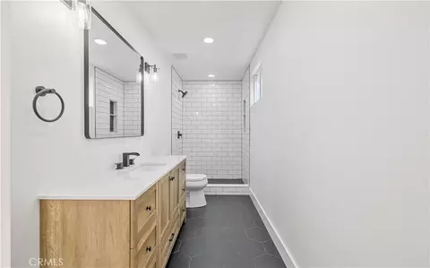 Bath - 2886 Galena Ave, Simi Valley, CA 93065 photo 3 of 5