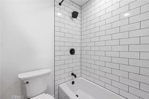 Bath - 2886 Galena Ave, Simi Valley, CA 93065 photo 4 of 5
