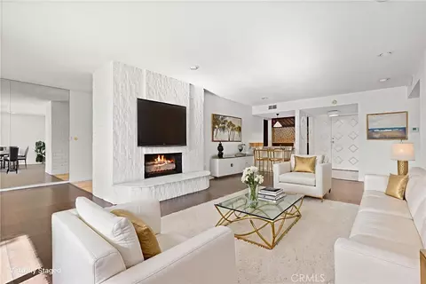5330 Lindley #209, Encino, CA 91316