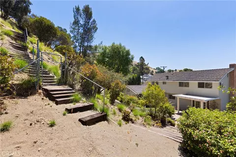 Exterior - 7971 Sangamon Ave, Sun Valley, CA 91352 photo 8 of 10