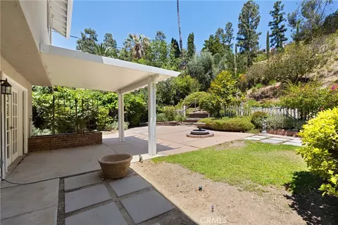 Exterior - 7971 Sangamon Ave, Sun Valley, CA 91352 photo 3 of 10