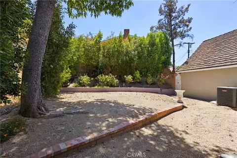 Exterior - 7971 Sangamon Ave, Sun Valley, CA 91352 photo 6 of 10