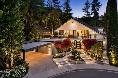 3102 Dona Sofia, Studio City, CA 91604