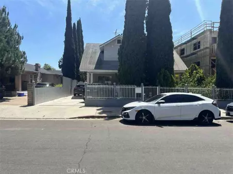 4618 Melbourne, Los Angeles, CA 90027