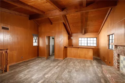 Living - 4841 Island View St, Oxnard, CA 93035 photo 4 of 6