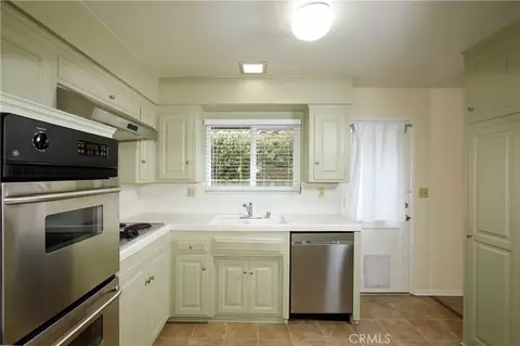 Kitchen - 4841 Island View St, Oxnard, CA 93035 photo 2 of 2