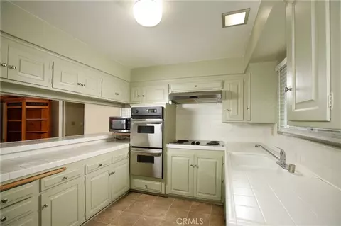 Kitchen - 4841 Island View St, Oxnard, CA 93035 photo 1 of 2