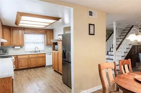 Kitchen - 2454 Invar Ct, Simi Valley, CA 93065 photo 6 of 6