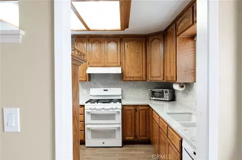 Kitchen - 2454 Invar Ct, Simi Valley, CA 93065 photo 1 of 6