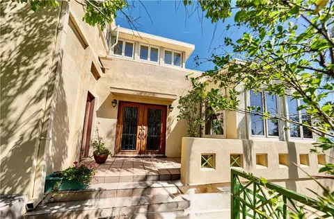 1735 Foothill, Glendale, CA 91201