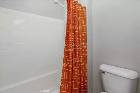 Bath - 629 Forest Park, Oxnard, CA 93036 photo 2 of 2