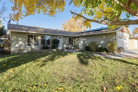 42901 Willow West Ct, Lancaster, CA 93536 photo 2