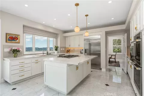 24918 Vista Verenda, Woodland Hills, CA 91367