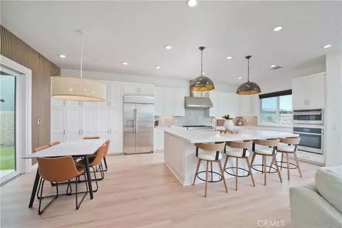 27533 Golden Currant Pl, Valencia, CA 91381