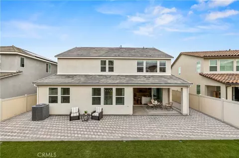 Exterior - 18135 Tableau Way, Saugus, CA 91350 photo 2 of 4
