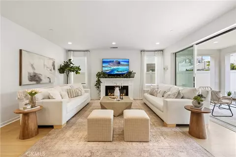Other - 18135 Tableau Way, Saugus, CA 91350 photo 2 of 12