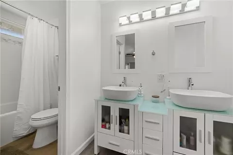 Bath - 3855 Acton, Acton, CA 93510 photo 3 of 4