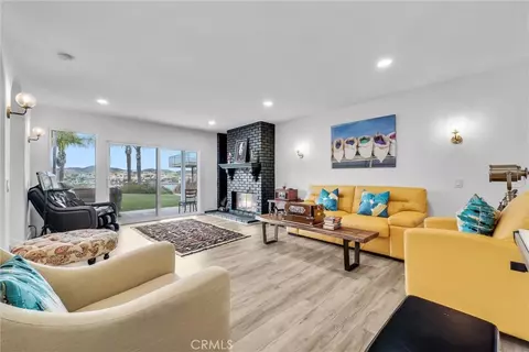 Living - 29795 Eagle Pt, Canyon Lake, CA 92587 photo 4 of 4