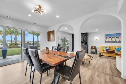 Dining - 29795 Eagle Pt, Canyon Lake, CA 92587 photo 2 of 3