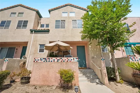 13901 Olive View Ln #42, Sylmar, CA 91342