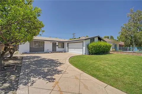 24378 Hartland, West Hills, CA 91307