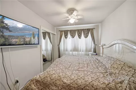 Bedroom - 6853 Vanalden Ave, Reseda, CA 91335 photo 2 of 2