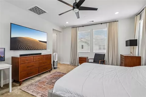 Bedroom - 27003 Goldfields Ct, Valencia, CA 91381 photo 10 of 11