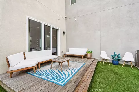 Exterior - 27003 Goldfields Ct, Valencia, CA 91381 photo 3 of 4