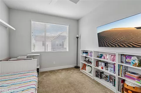 Bedroom - 27003 Goldfields Ct, Valencia, CA 91381 photo 2 of 11