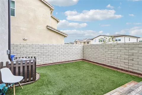Exterior - 27003 Goldfields Ct, Valencia, CA 91381 photo 4 of 4