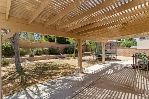 Exterior - 43245 Sunny, Lancaster, CA 93536 photo 5 of 8