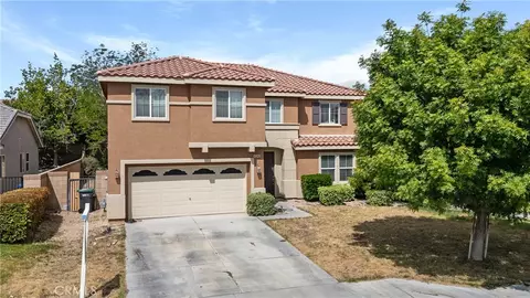 Exterior - 43245 Sunny, Lancaster, CA 93536 photo 4 of 8