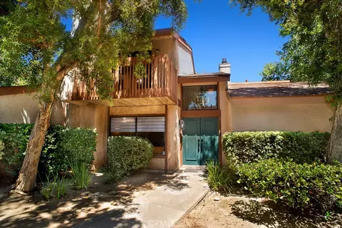 8524 De Soto #52, Canoga Park, CA 91304