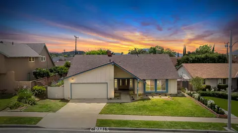 31 S Ellis Pl, Newbury Park, CA 91320