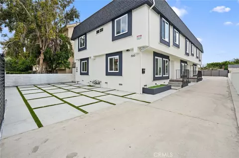 7010 Lennox Ave, Van Nuys, CA 91405