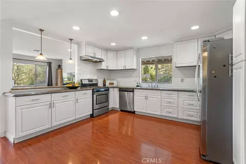 23777 Mulholland Hwy #203, Calabasas, CA 91302