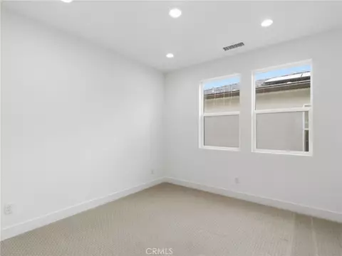 Bedroom - 27643 Juniper Ln, Valencia, CA 91381 photo 11 of 12