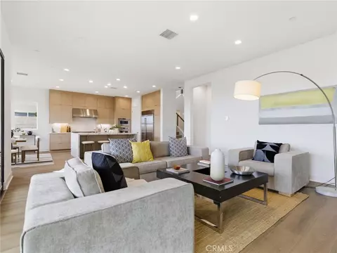 Living - 27643 Juniper Ln, Valencia, CA 91381 photo 1 of 12