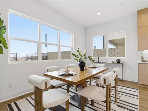 Dining - 27643 Juniper Ln, Valencia, CA 91381 photo 2 of 2