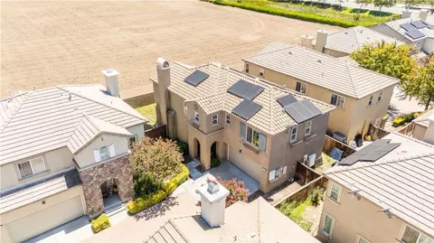 View/Area - 45776 Klamath Ct, Temecula, CA 92592 photo 3 of 6