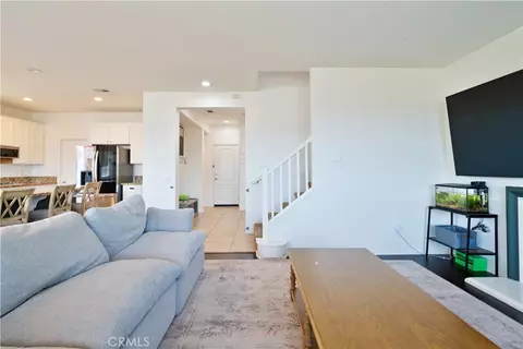 Entry Way - 45776 Klamath Ct, Temecula, CA 92592 photo 1 of 7
